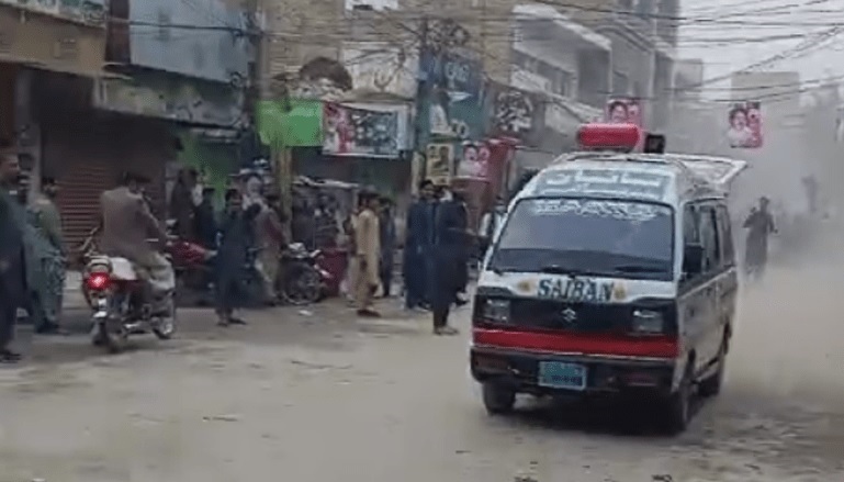पाकिस्तान में पीटीआई की रैली में विस्फोट, चार की मौत, छह घायल