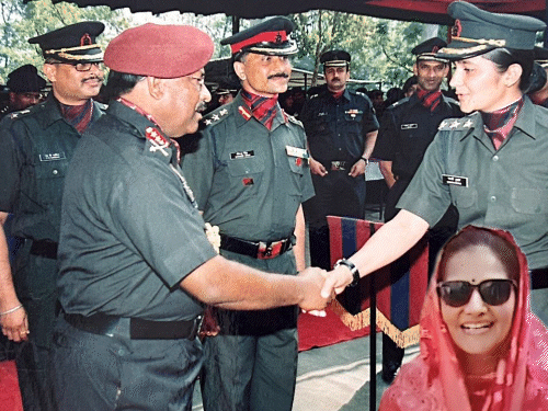 hcs-गायत्री,-जिनके-नाम-मंत्री-बेदी-पूर्वcm-हुड्डा-भिड़े:-bjp-प्रदेश-प्रवक्ता-की-पत्नी,-आर्मी-में-मेजर-रहीं;-bjp-प्रदेश-अध्यक्ष-बोले-अध्य्यन-में-कमी-रह-गई-–-panchkula-news hcs-गायत्री,-जिनके-नाम-मंत्री-बेदी-पूर्वcm-हुड्डा-भिड़े:-bjp-प्रदेश-प्रवक्ता-की-पत्नी,-आर्मी-में-मेजर-रहीं;-bjp-प्रदेश-अध्यक्ष-बोले-अध्य्यन-में-कमी-रह-गई-–-panchkula-news