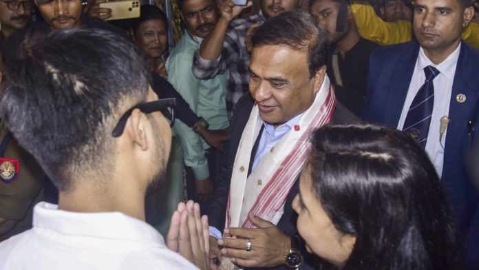 cm-हिमंता-बोले-‘आत्मनिर्भर-असम-मिशन’-के-तहत-युवाओं-को-पहली-किस्त-हुई-जारी cm-हिमंता-बोले-‘आत्मनिर्भर-असम-मिशन’-के-तहत-युवाओं-को-पहली-किस्त-हुई-जारी