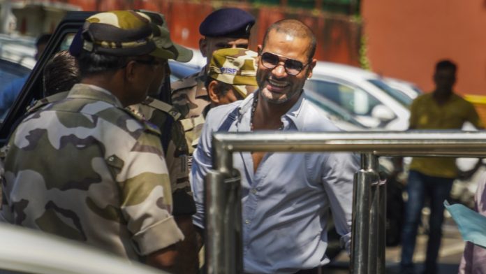 शिखर-धवन-को-कोर्ट-से-मिली-बड़ी-राहत,-एक्स-वाइफ-को-5.72-करोड़-रुपये-लौटाने-का-आदेश