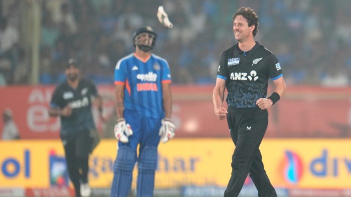 t20-wc-2026:-सेमीफाइनल-से-पहले-छोड़-देगा-टीम-का-साथ,-अचानक-क्यों-जाना-पड़-रहा-है-अपने-घर