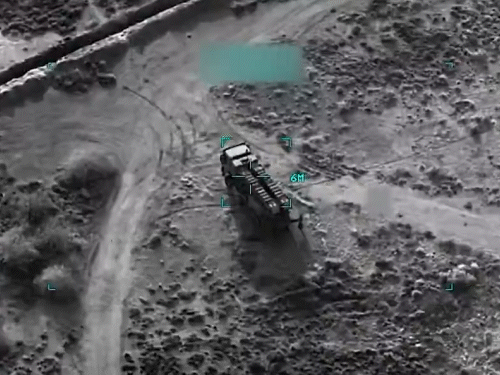 इजराइल-ईरान-का-एक-दूसरे-पर-हमला,-30-photos-video:-खामेनई-के-घर-को-निशाना-बनाया;-पालतू-जानवरों-के-साथ-बेसमेंट-में-शिफ्ट-हुए-लोग इजराइल-ईरान-का-एक-दूसरे-पर-हमला,-30-photos-video:-खामेनई-के-घर-को-निशाना-बनाया;-पालतू-जानवरों-के-साथ-बेसमेंट-में-शिफ्ट-हुए-लोग