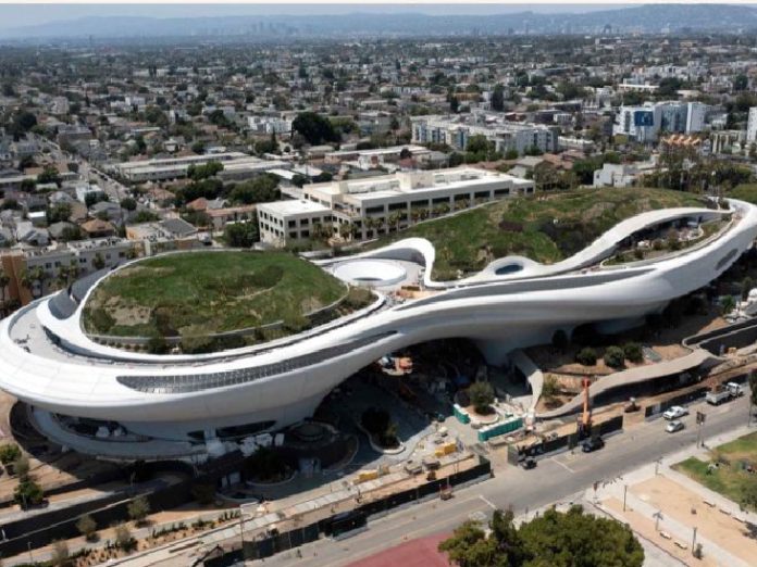 ग्लोबल-टूरिज्म-2026,-दुनिया-को-मिलेंगे-4-सबसे-भव्य-म्यूजियम:-लॉस-एंजिलिस-में