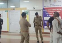 जालौन में चित्रकूट एसओजी की जिप्सी पलटी, प्रभारी समेत चार पुलिसकर्मी घायल