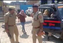 देवरिया में कई स्पा सेंटर में पुलिस का छापा, कई युवक- युवतियां हिरासत में