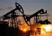 होर्मुज की नाकेबंदी से पहले कच्चा तेल 104 डॉलर प्रति बैरल पार