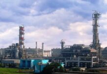 बांग्लादेश में कच्चे तेल की कमी, ईस्टर्न रिफाइनरी की दो इकाइयों में उत्पादन रोकना पड़ा