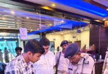 जिले में चला सघन चेकिंग अभियान, होटल-लॉज से लेकर बाजार तक पुलिस की कड़ी निगरानी