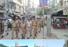 श्रमिकाें के उग्र प्रदर्शन के बाद आज नाेएडा की औद्योगिक इकाइयां खुलीं, कई जगह फ्लैग मार्च व पुलिस तैनात