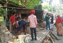 वाराणसी: चौकाघाट लकड़ीमंड़ी में नगर निगम ने 30 करोड़ की सरकारी संपत्ति कराई मुक्त
