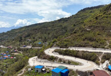 नेपाल के रास्ते भारत और चीन को जोड़ने वाला राजमार्ग सेना ने सड़क विभाग को सौंपा