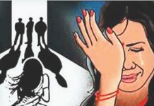 आगरा के होटल में बेसुध महिला की आबरू से खिलवाड़ करते युवकों का वीडियो वायरल, मुकदमा दर्ज