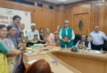 भारतीय संस्कृति और जीवन मूल्यों पर नए विमर्श को प्रस्तुत करती पुस्तक ‘रामायण – प्रश्नों के स्वर’ का लोकार्पण