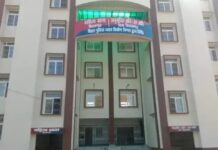 2 लाख रुपये में बेटी का सौदा, पांच माह तक बंधक बनाकर दुष्कर्म, आरोपी मां गिरफ्तार